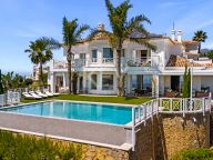 Villa for sale in Los Altos de los Monteros, Marbella East