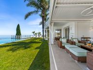Villa for sale in Los Altos de los Monteros, Marbella East