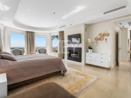 Villa for sale in Los Altos de los Monteros, Marbella East