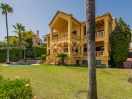 Villa en venta en Sierra Blanca, Marbella Golden Mile