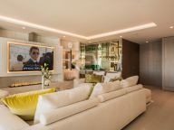 Duplex Penthouse for sale in Puente Romano, Marbella Golden Mile