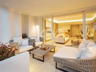 Apartamento Planta Baja en venta en Puente Romano, Marbella Golden Mile