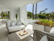 Ground Floor Apartment for sale in Puente Romano, Marbella Golden Mile