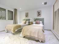 Apartment for sale in Playas del Duque, Marbella - Puerto Banus