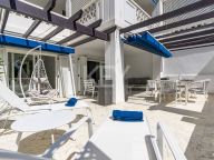 Apartamento en venta en Playas del Duque, Marbella - Puerto Banus