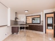 Villa en venta en Las Brisas, Nueva Andalucia