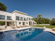 Villa en venta en Las Brisas, Nueva Andalucia