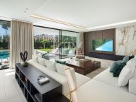Villa en venta en Atalaya de Rio Verde, Nueva Andalucia