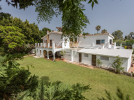 Villa en venta en Guadalmina Baja, San Pedro de Alcantara