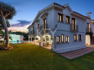 Villa en venta en Guadalmina Baja, San Pedro de Alcantara