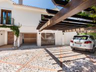 Villa en venta en Guadalmina Baja, San Pedro de Alcantara