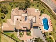 Villa en venta en La Mairena, Marbella Este