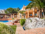 Villa en venta en New Golden Mile, Estepona