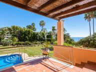 Villa en venta en New Golden Mile, Estepona