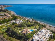 Villa en venta en New Golden Mile, Estepona