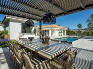 Villa en venta en Las Brisas, Nueva Andalucia