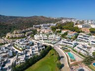 Town House for sale in Cabopino, Marbella East