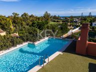 Atico Duplex en venta en Alhambra del Golf, Estepona