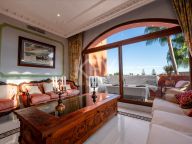 Duplex Penthouse for sale in Alhambra del Golf, Estepona