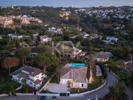 Villa en venta en Elviria, Marbella Este