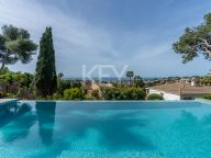 Villa en venta en Elviria, Marbella Este