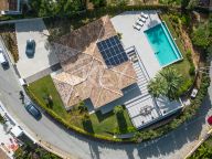 Villa en venta en Elviria, Marbella Este