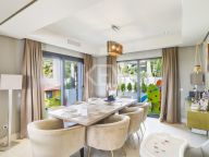 Villa en venta en Lomas de Magna Marbella, Marbella Golden Mile