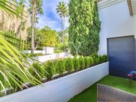 Villa en venta en Lomas de Magna Marbella, Marbella Golden Mile