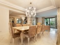 Villa for sale in Lomas de Magna Marbella, Marbella Golden Mile