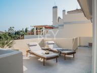 Atico Duplex en venta en Palacetes Los Belvederes, Nueva Andalucia