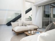 Atico Duplex en venta en Palacetes Los Belvederes, Nueva Andalucia