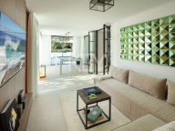 Villa for sale in Las Brisas, Nueva Andalucia