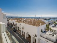 Penthouse for sale in Marbella - Puerto Banus