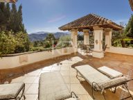 Villa for sale in La Zagaleta, Benahavis