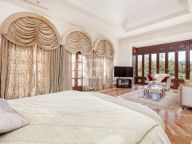 Villa for sale in La Zagaleta, Benahavis