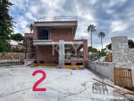 Villa en venta en La Carolina, Marbella Golden Mile