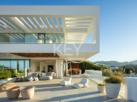 Villa for sale in La Quinta, Benahavis