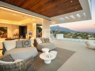 Villa for sale in La Quinta, Benahavis