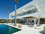 Villa for sale in La Quinta, Benahavis