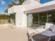 Villa en venta en Puente Romano, Marbella Golden Mile