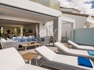 Villa en venta en Puente Romano, Marbella Golden Mile