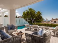 Villa en venta en Puente Romano, Marbella Golden Mile