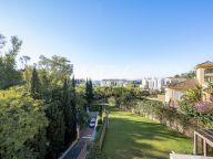 Villa en venta en El Herrojo, Benahavis