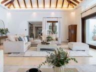 Villa en alquiler en Cascada de Camojan, Marbella Golden Mile