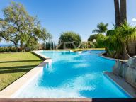 Villa en alquiler en Cascada de Camojan, Marbella Golden Mile