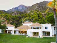 Villa en alquiler en Cascada de Camojan, Marbella Golden Mile