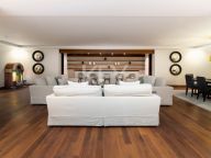 Villa en alquiler en Cascada de Camojan, Marbella Golden Mile