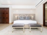 Villa en alquiler en Cascada de Camojan, Marbella Golden Mile