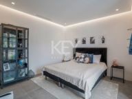 Villa for sale in Marbella Club Golf Resort, Benahavis