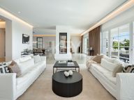 Villa en venta en Marbella Club Golf Resort, Benahavis